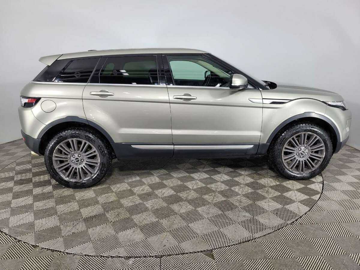 Land Rover Range Rover Evoque с пробегом — 2011 год. Фото: #3