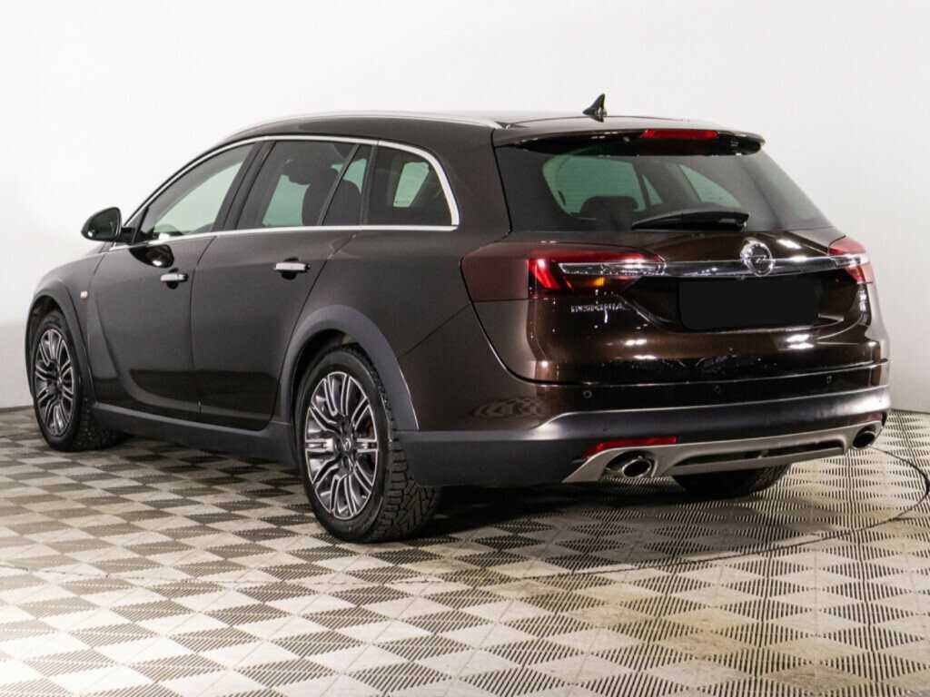 Opel Insignia с пробегом — 2014 год. Фото: #6