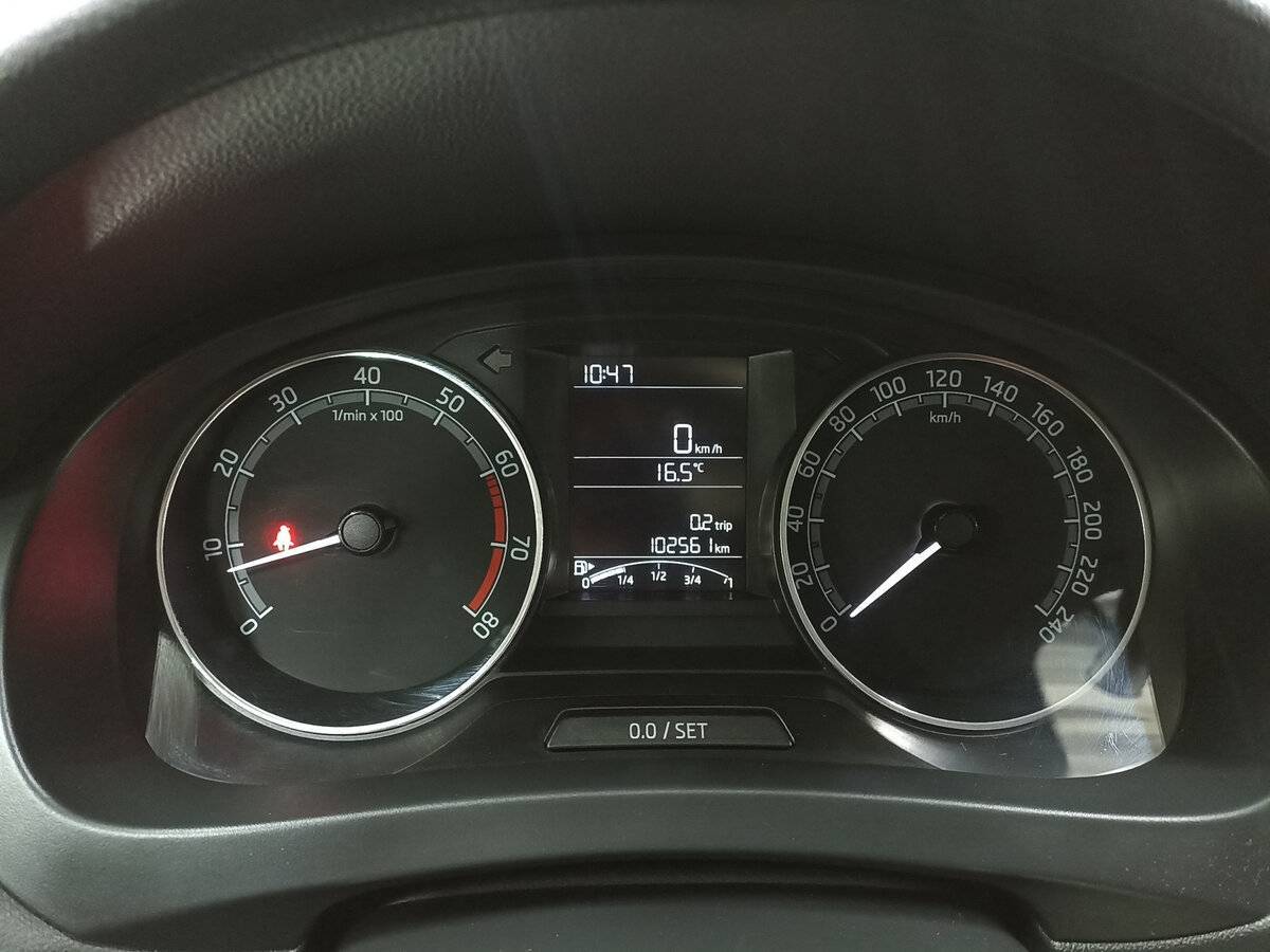 Skoda Rapid с пробегом — 2019 год. Фото: #12