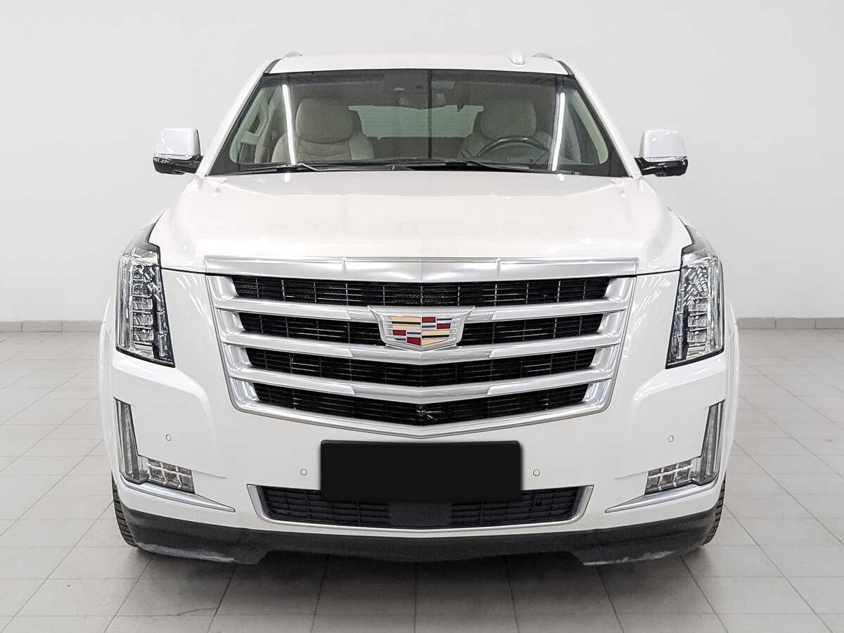 Cadillac Escalade с пробегом — 2019 год. Фото: #1