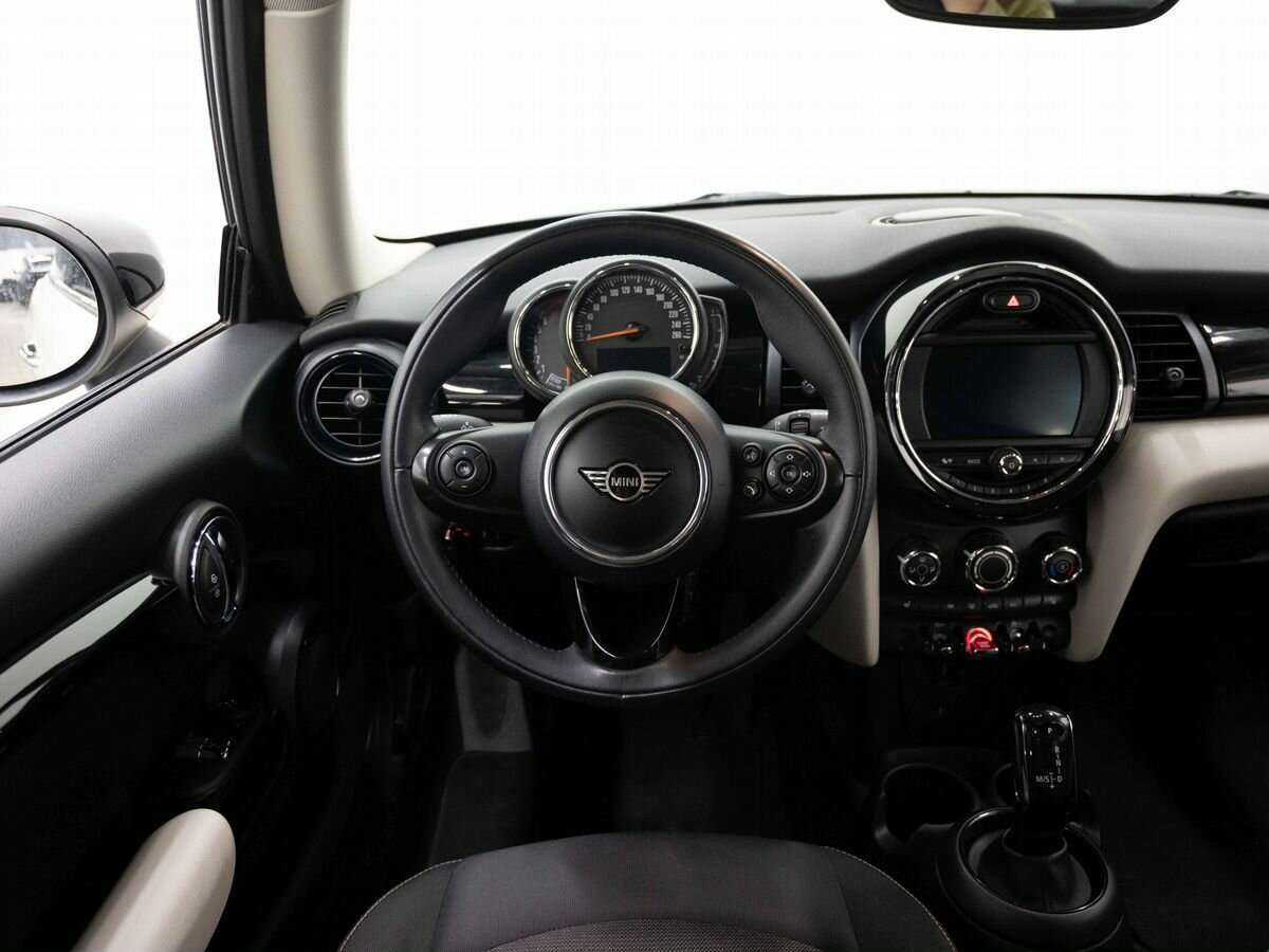 Mini Hatch с пробегом — 2019 год. Фото: #12