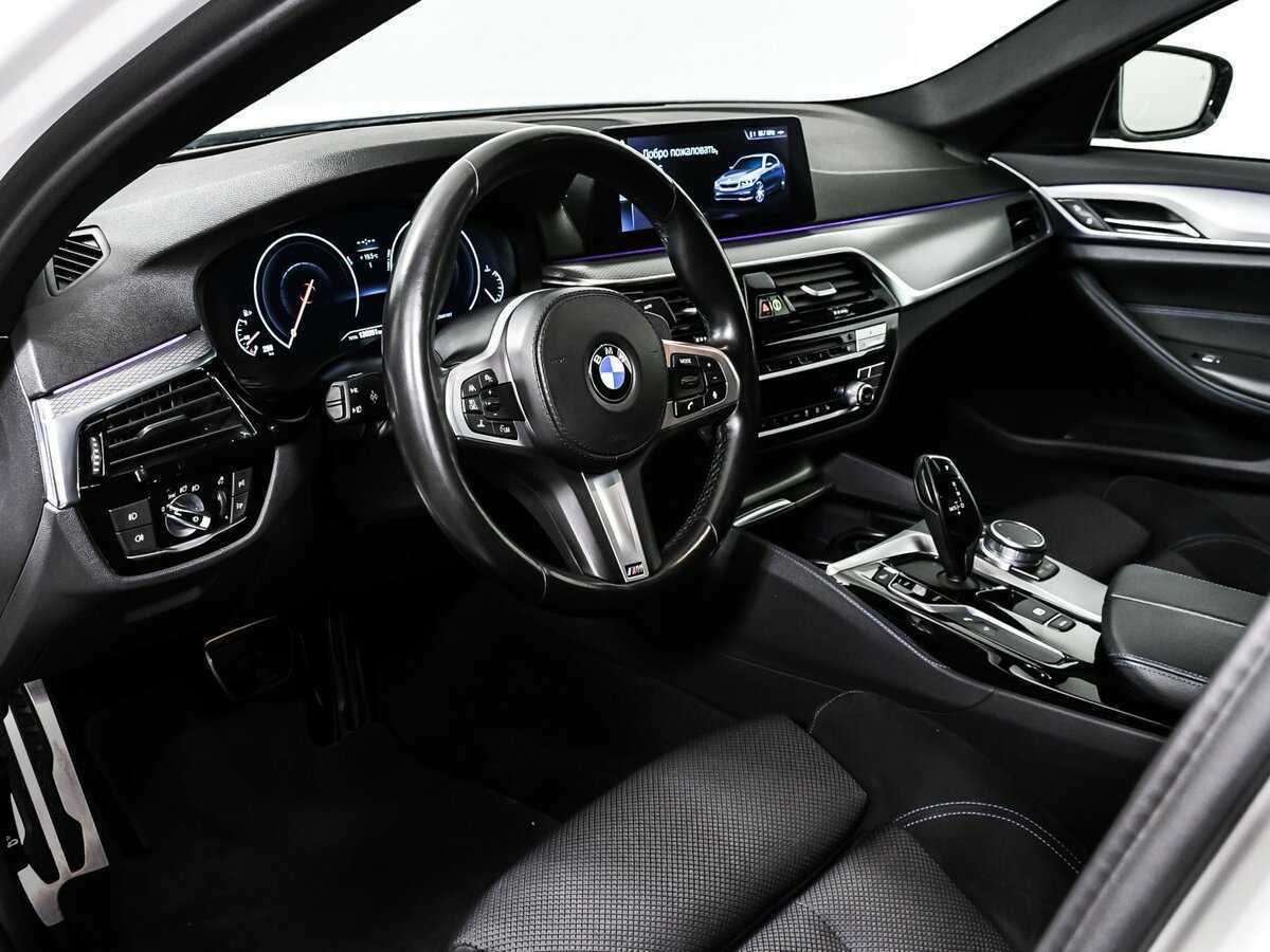 BMW 5 серии с пробегом — 2019 год. Фото: #11