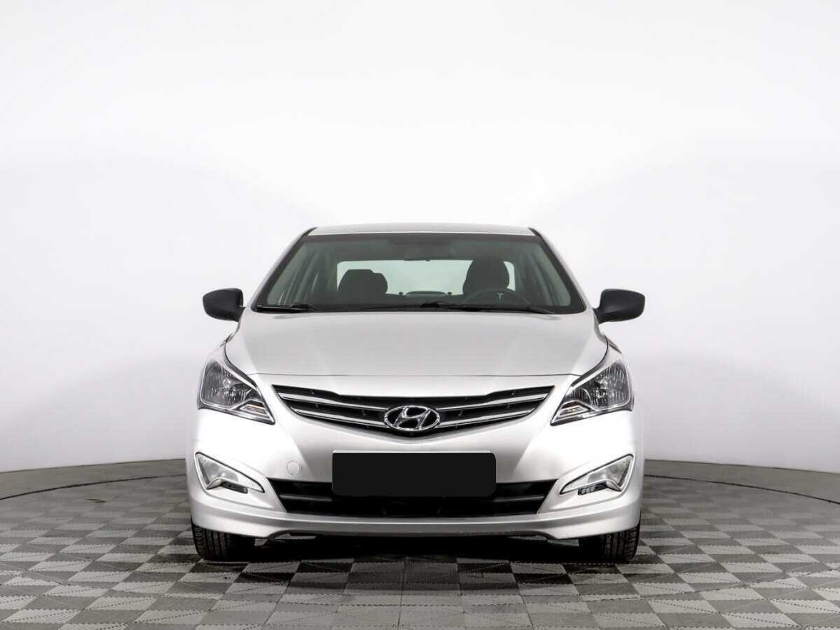 Hyundai Solaris с пробегом — 2016 год. Фото: #1