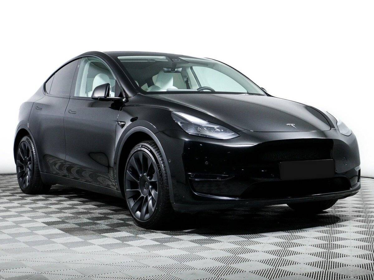 Tesla Model Y с пробегом — 2022 год. Фото: #2
