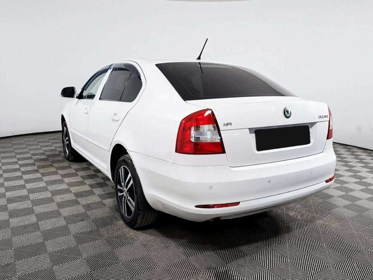 Skoda Octavia с пробегом — 2011 год. Фото: #5