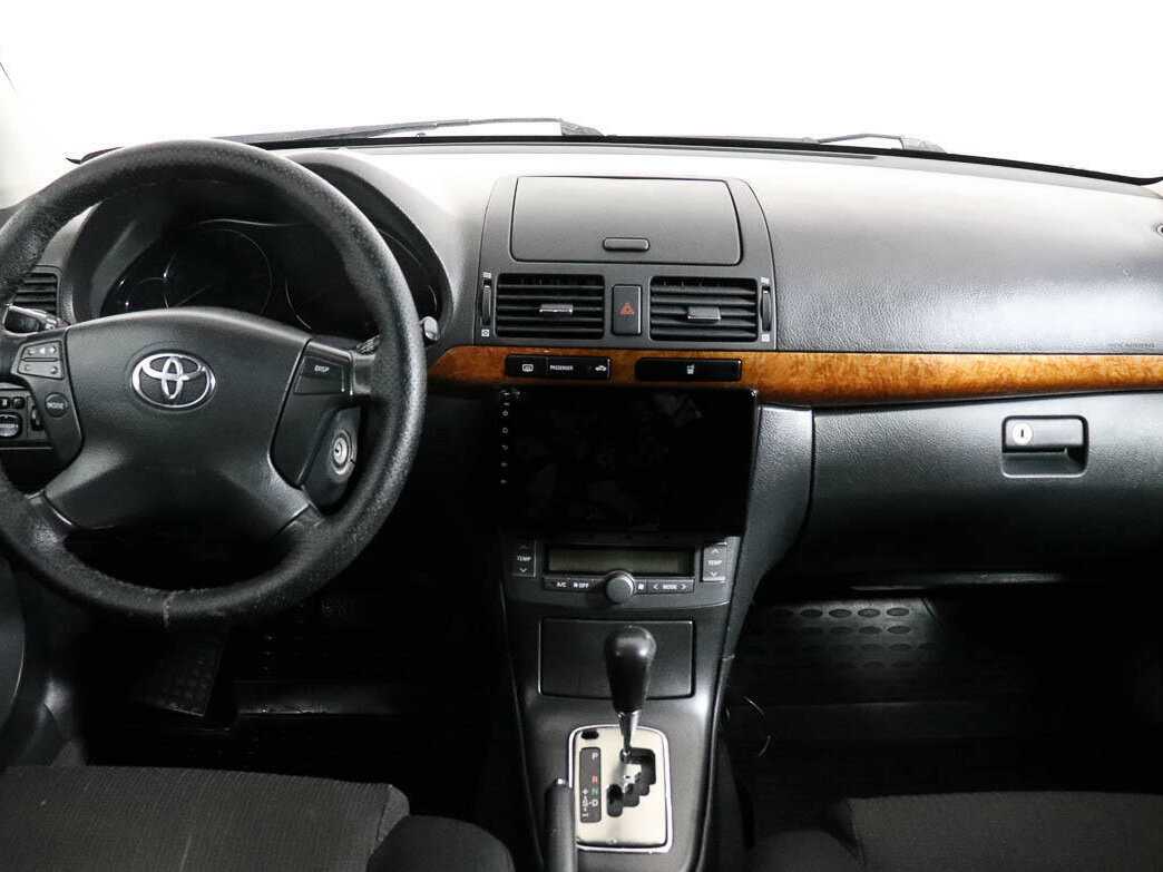 Toyota Avensis с пробегом — 2007 год. Фото: #10