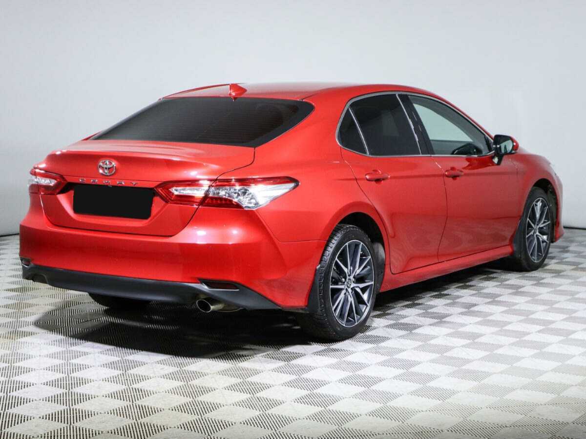 Toyota Camry с пробегом — 2021 год. Фото: #3