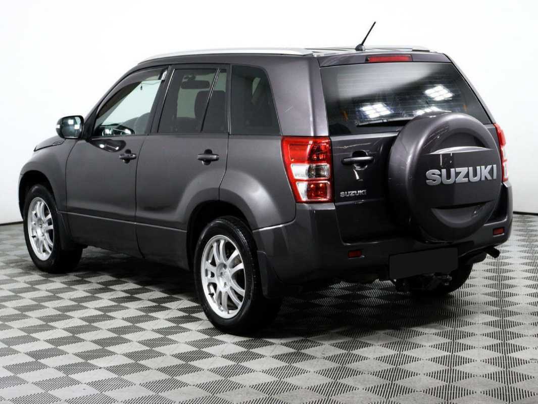 Suzuki Grand Vitara с пробегом — 2011 год. Фото: #6
