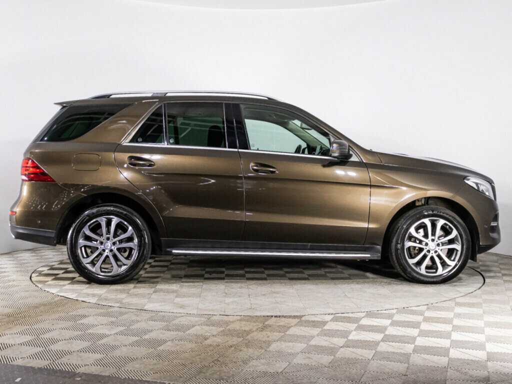 Mercedes-Benz GLE с пробегом — 2016 год. Фото: #3