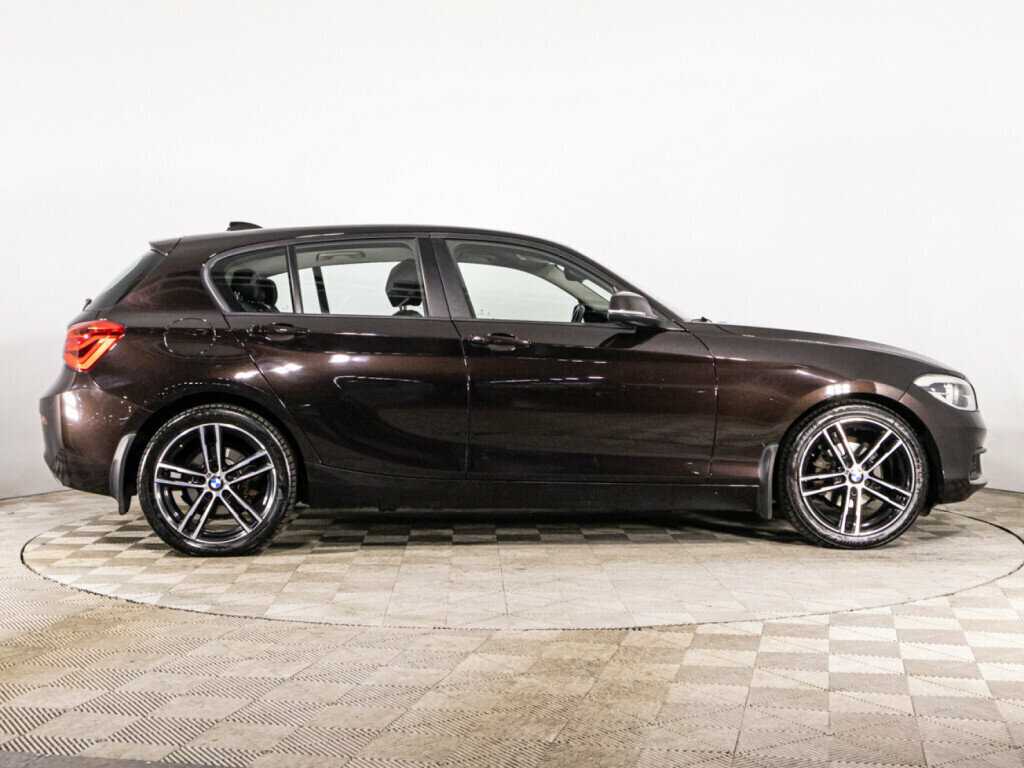 BMW 1 серии с пробегом — 2017 год. Фото: #3
