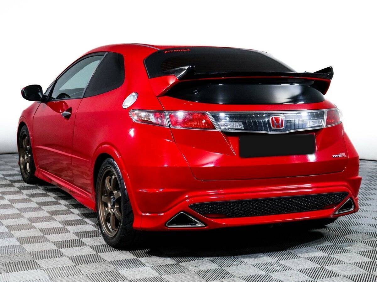 Honda Civic Type R с пробегом — 2007 год. Фото: #6