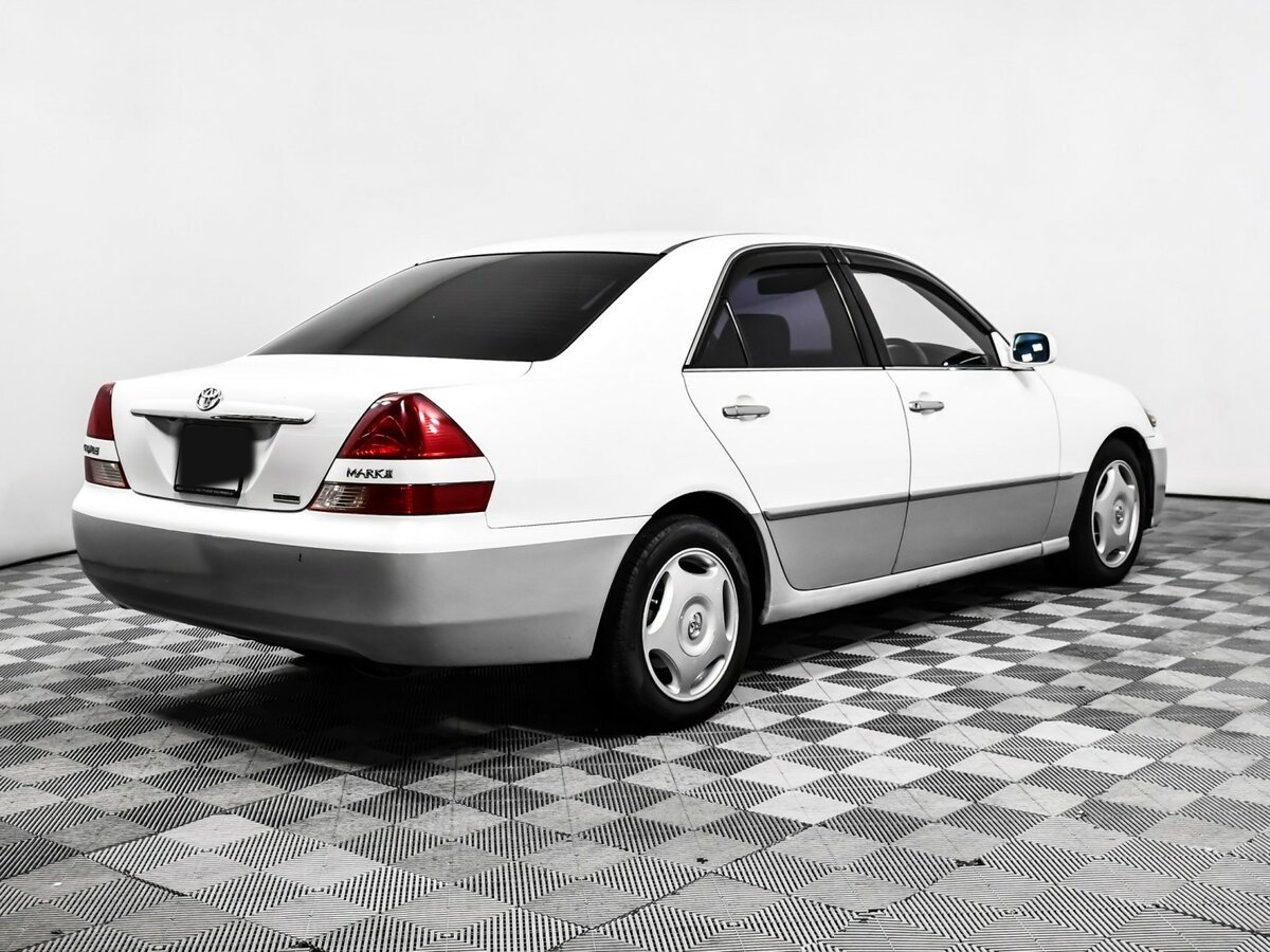 Toyota Mark II с пробегом — 2001 год. Фото: #3