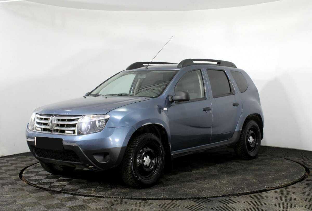 Renault Duster с пробегом — 2013 год. Посмотреть фото