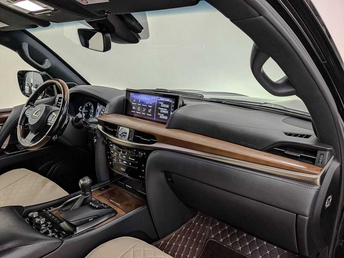 Lexus LX с пробегом — 2018 год. Фото: #12