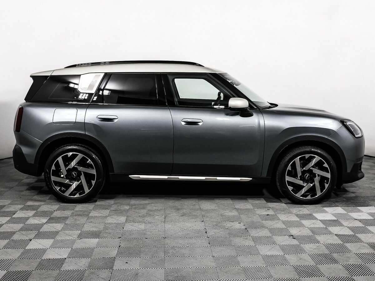 Mini Countryman с пробегом — 2024 год. Фото: #3