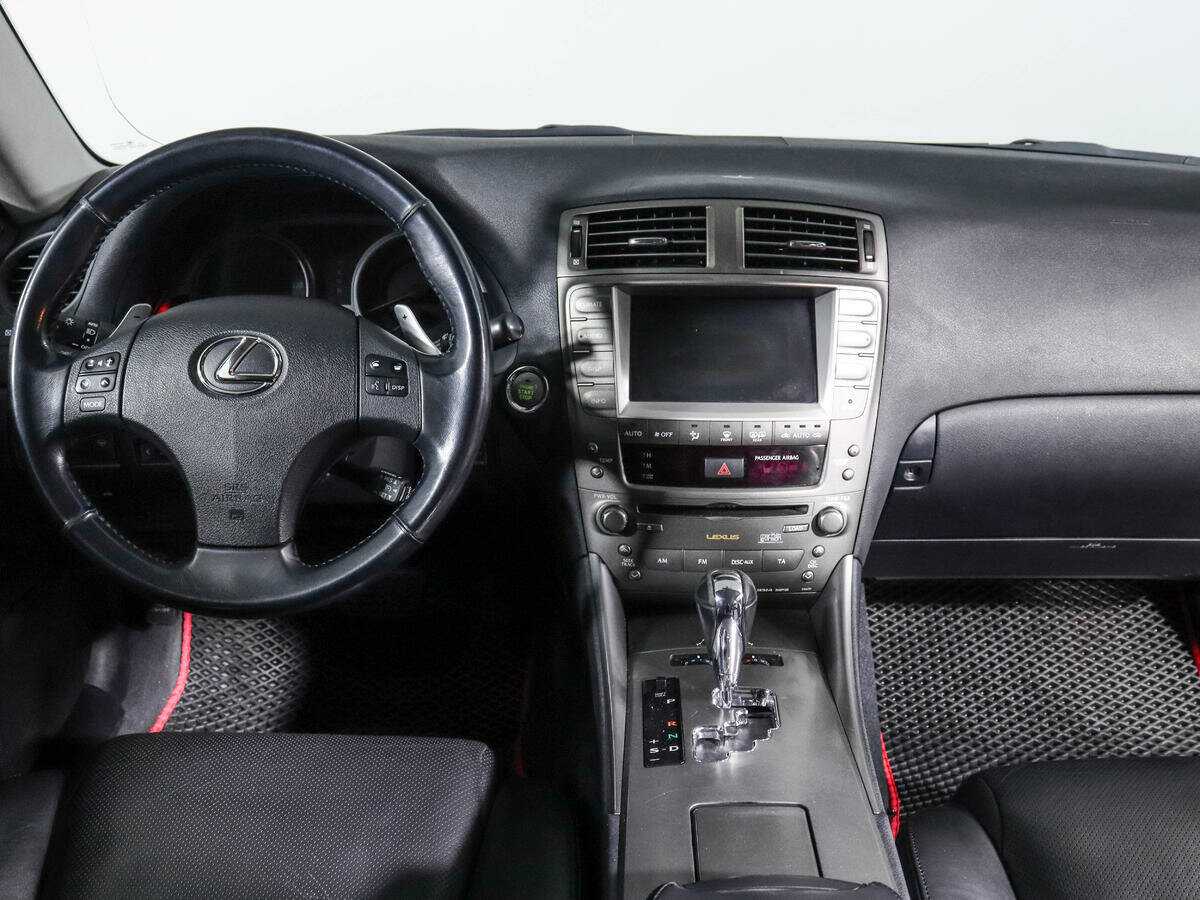 Lexus IS с пробегом — 2007 год. Фото: #10