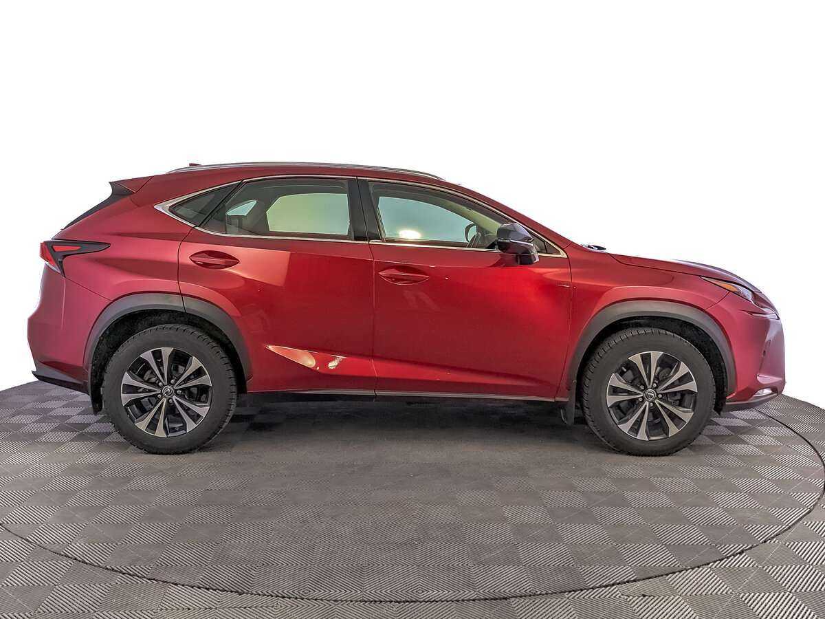 Lexus NX с пробегом — 2019 год. Фото: #3