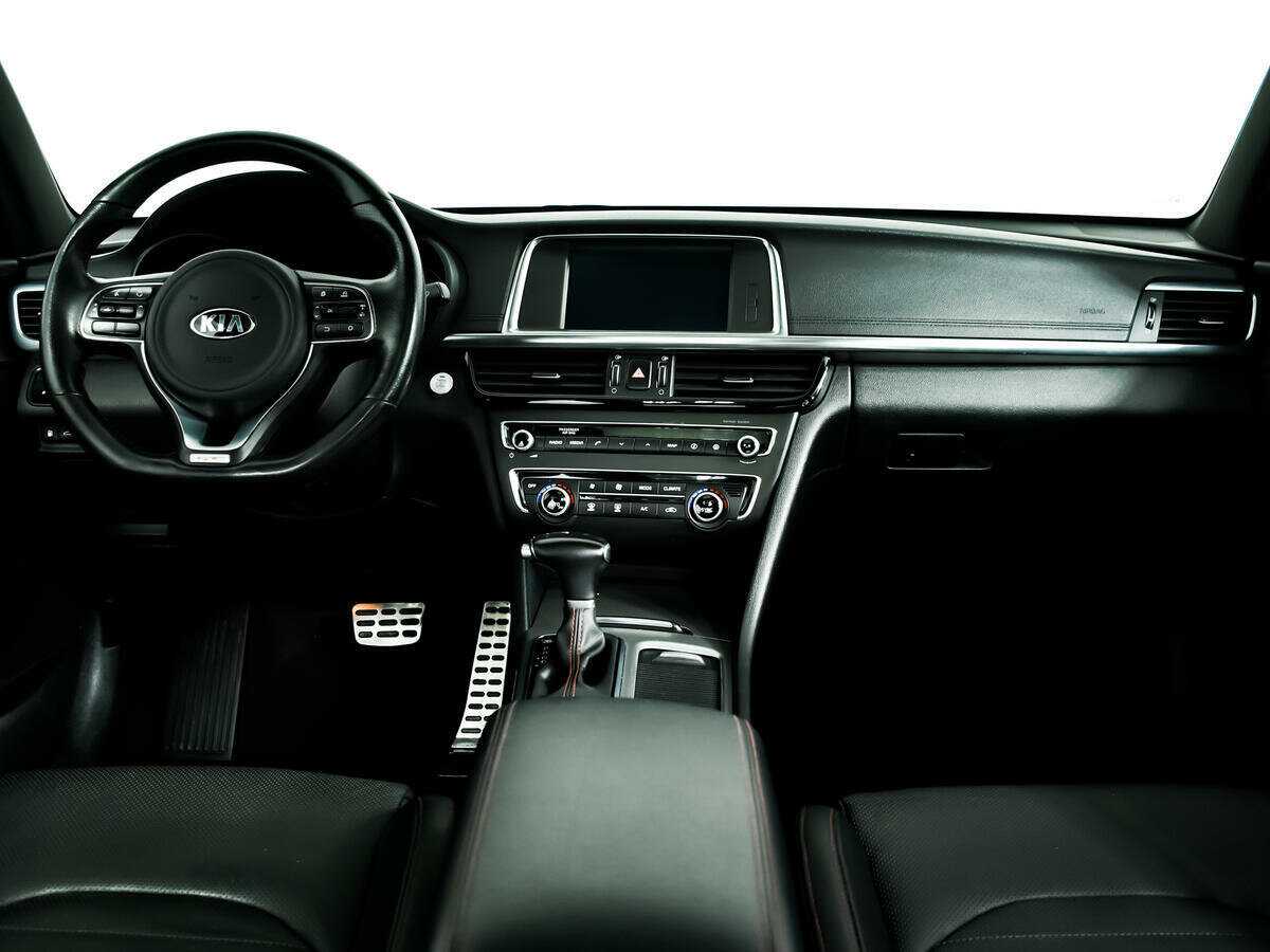 Kia Optima с пробегом — 2018 год. Фото: #10