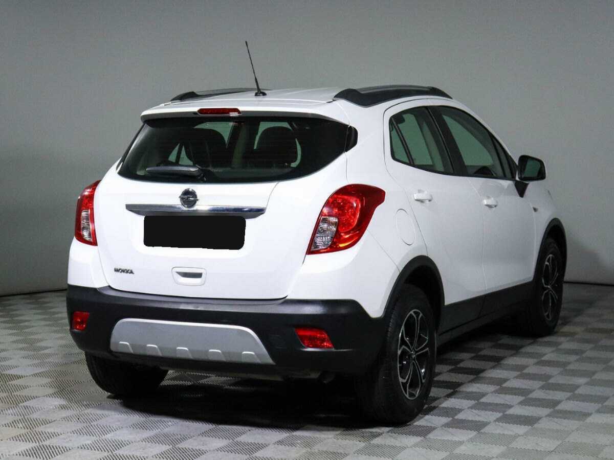 Opel Mokka с пробегом — 2012 год. Фото: #3