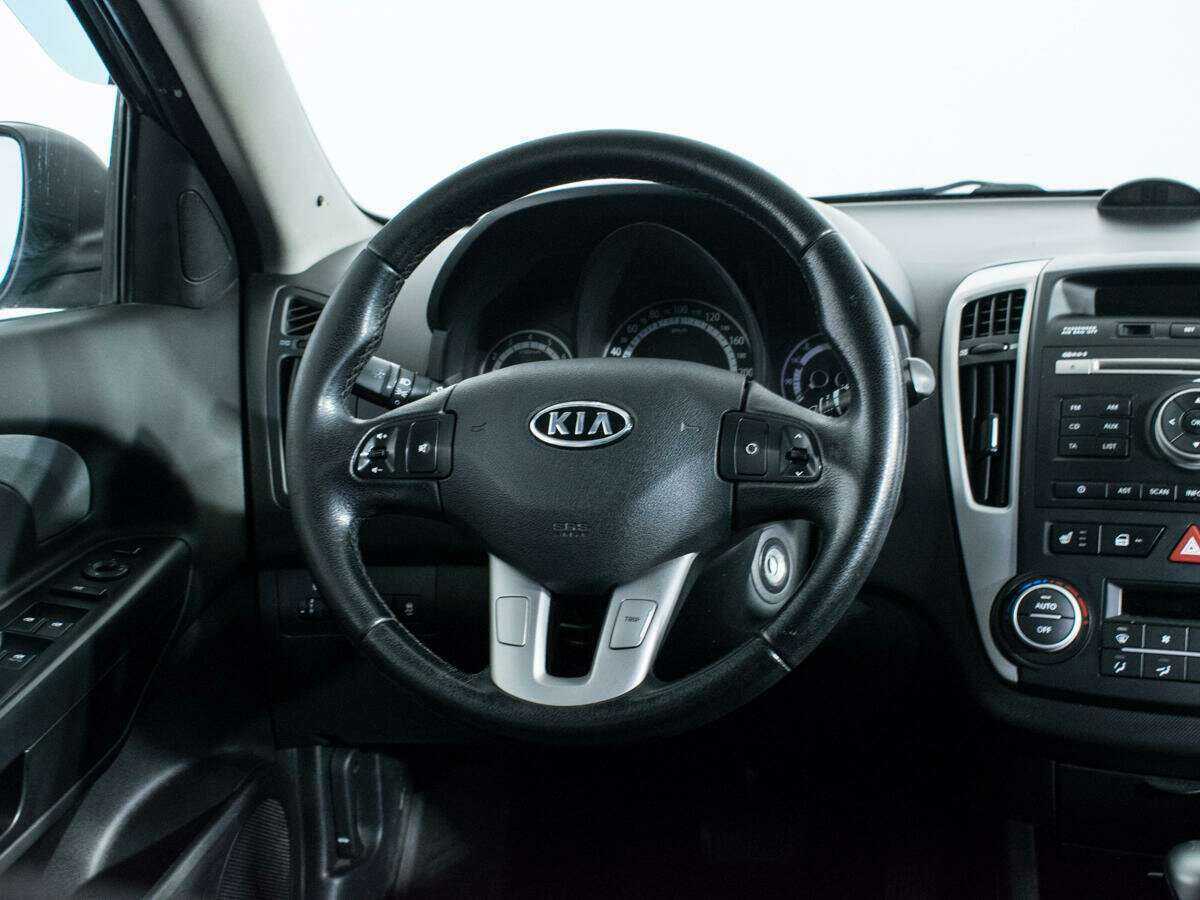 Kia Ceed с пробегом — 2011 год. Фото: #13
