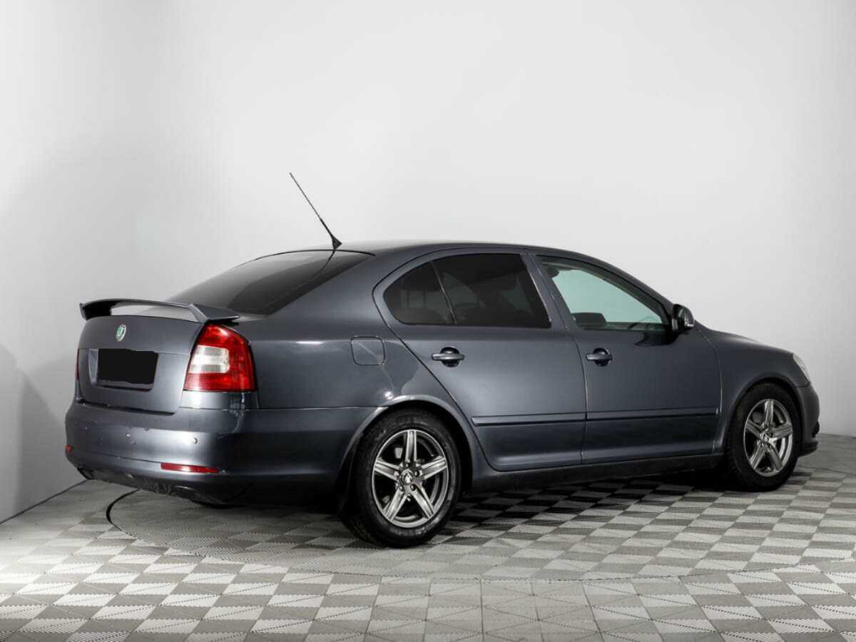 Skoda Octavia с пробегом — 2011 год. Фото: #4