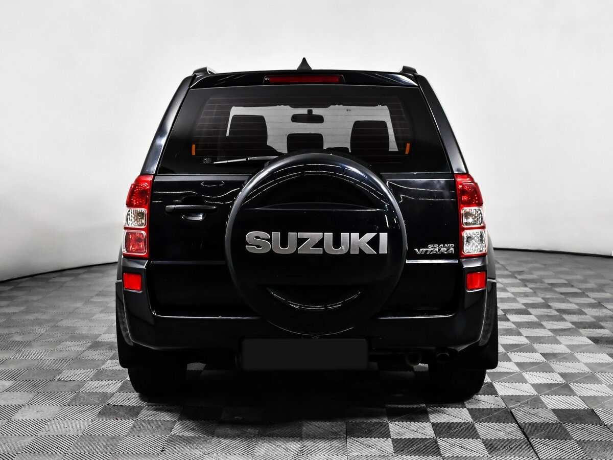 Suzuki Grand Vitara с пробегом — 2010 год. Фото: #5