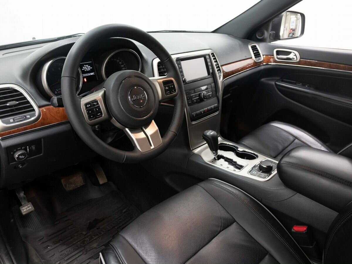 Jeep Grand Cherokee с пробегом — 2010 год. Фото: #8