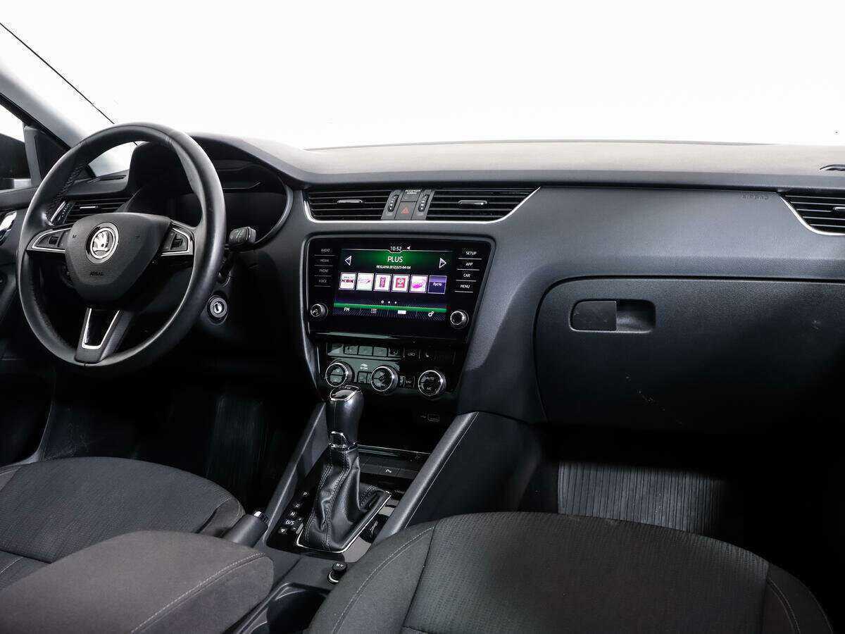Skoda Octavia с пробегом — 2019 год. Фото: #8