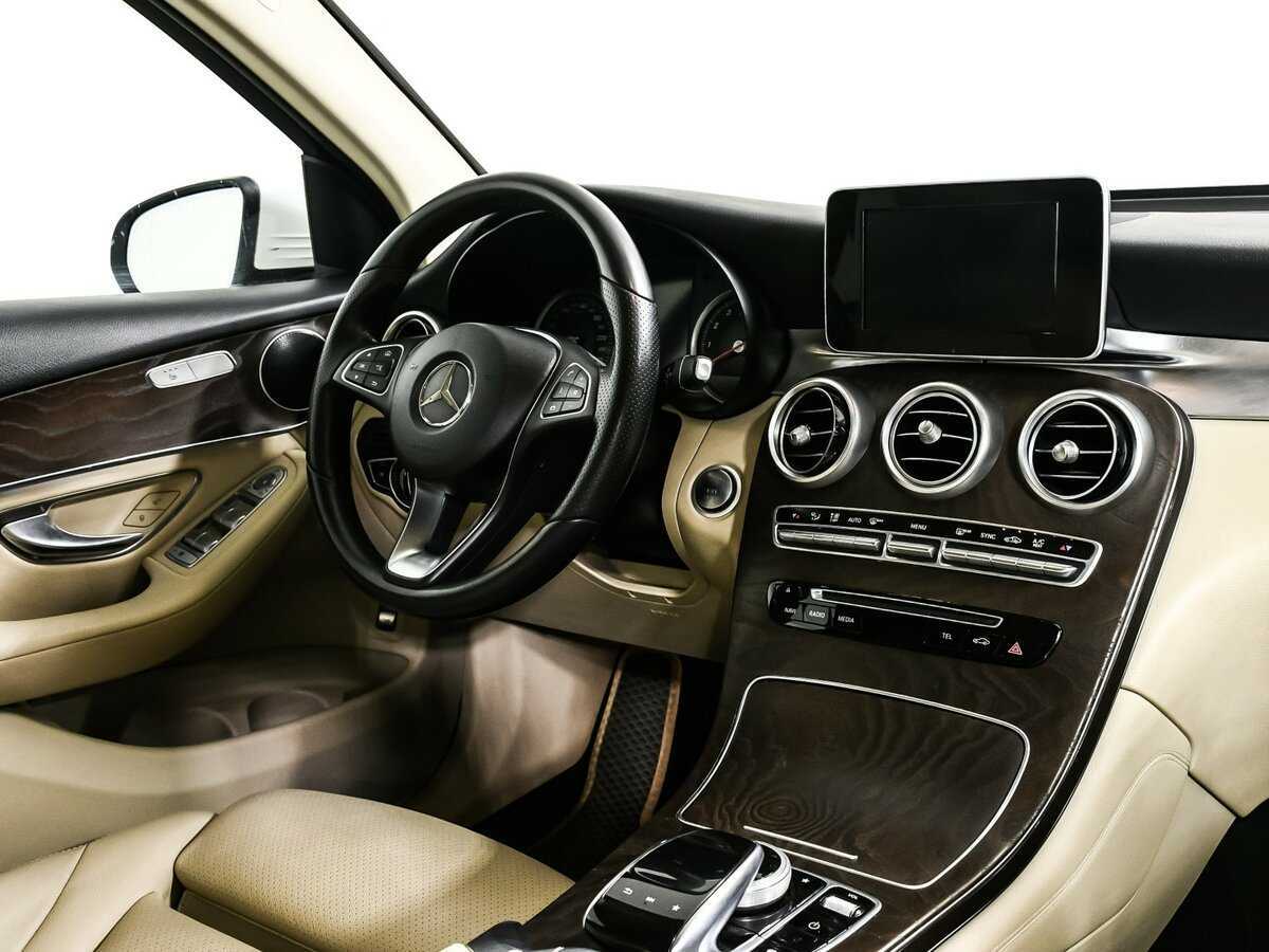 Mercedes-Benz GLC с пробегом — 2018 год. Фото: #8