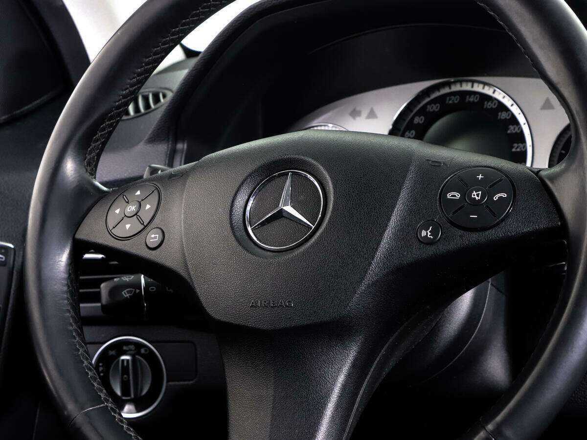 Mercedes-Benz GLK-Класс с пробегом — 2012 год. Фото: #12
