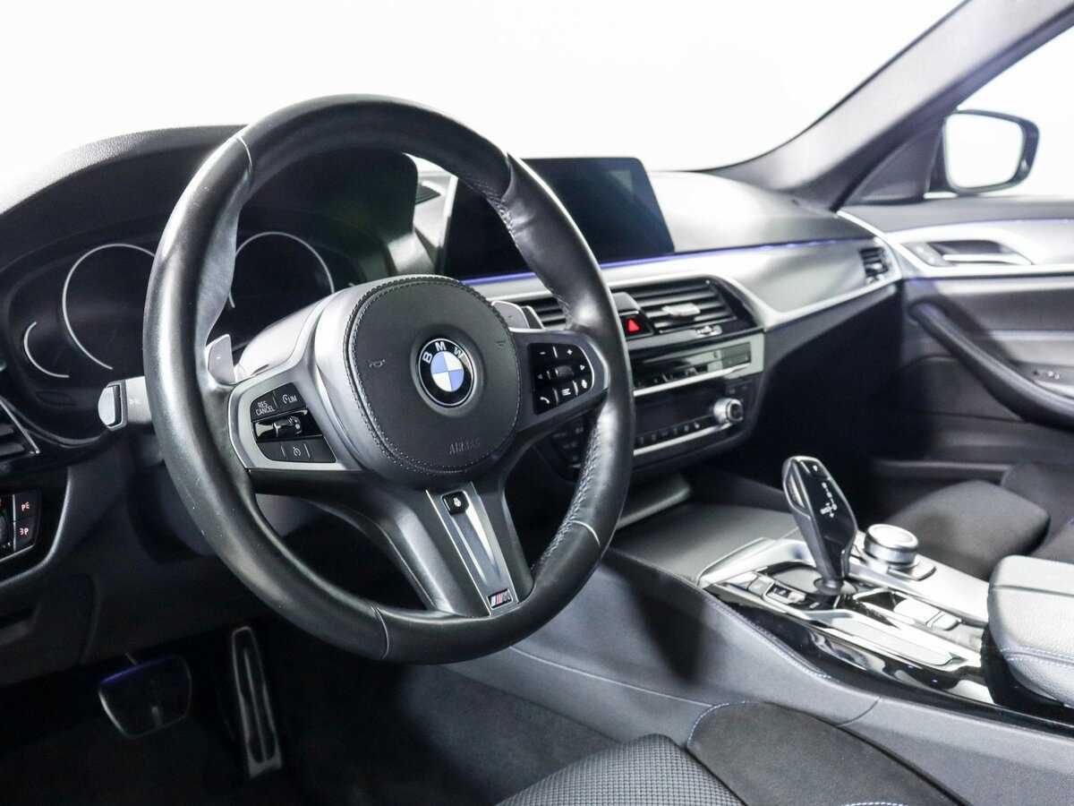 BMW 5 серии с пробегом — 2020 год. Фото: #10