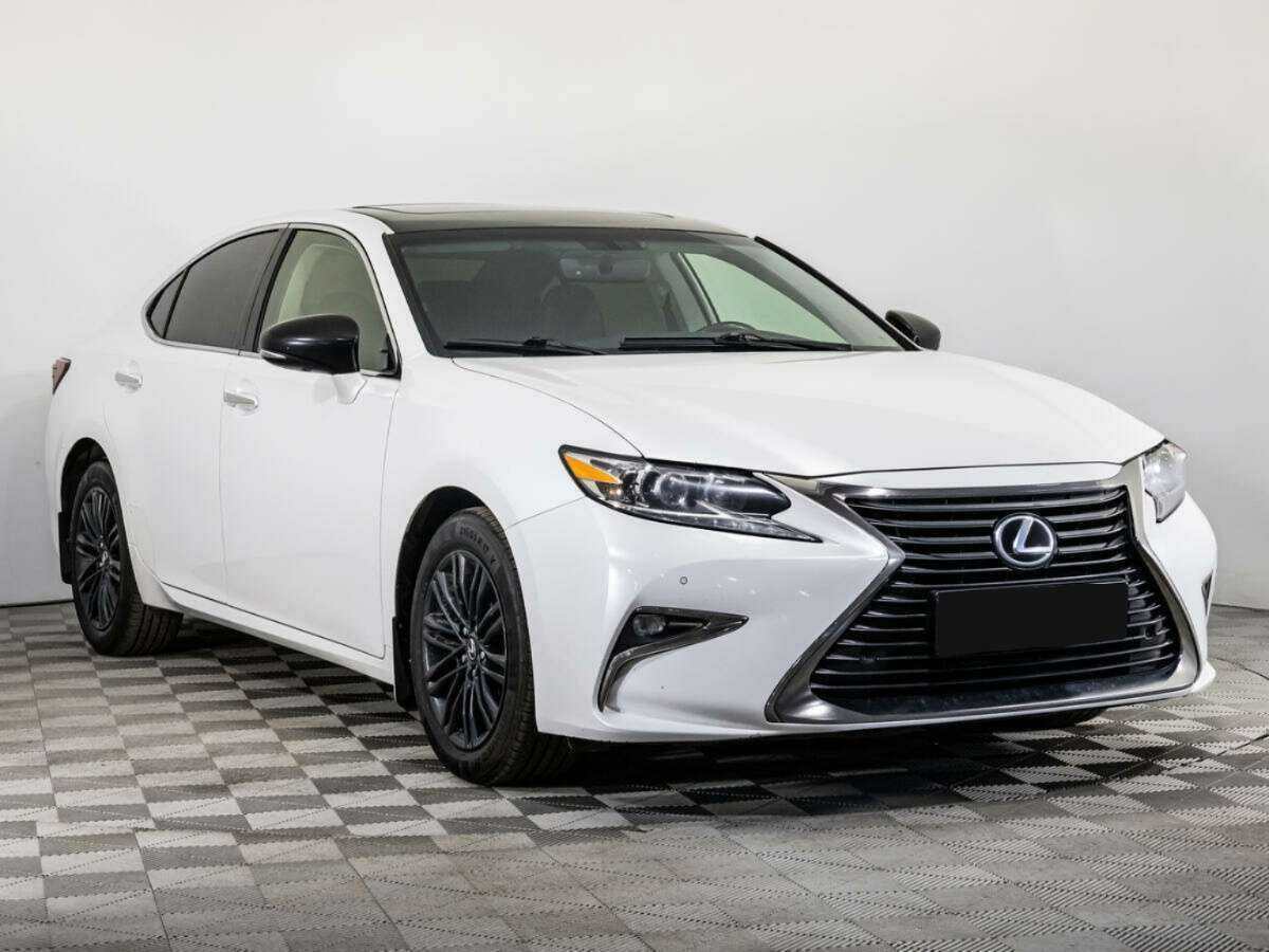 Lexus ES с пробегом — 2018 год. Фото: #2