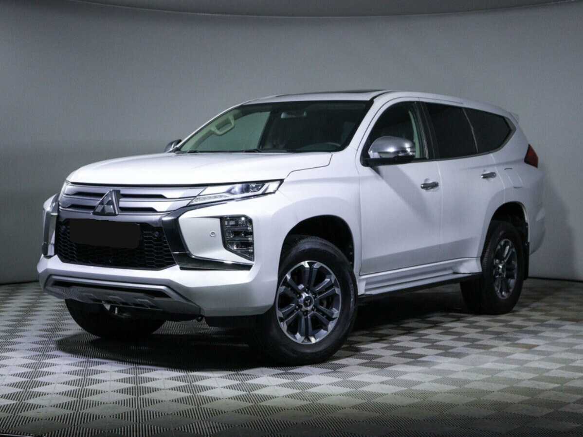 Mitsubishi Pajero Sport с пробегом — 2020 год. Посмотреть фото