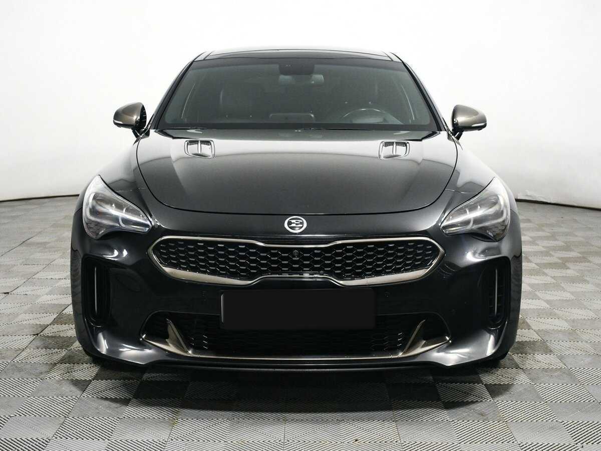 Kia Stinger с пробегом — 2018 год. Фото: #1