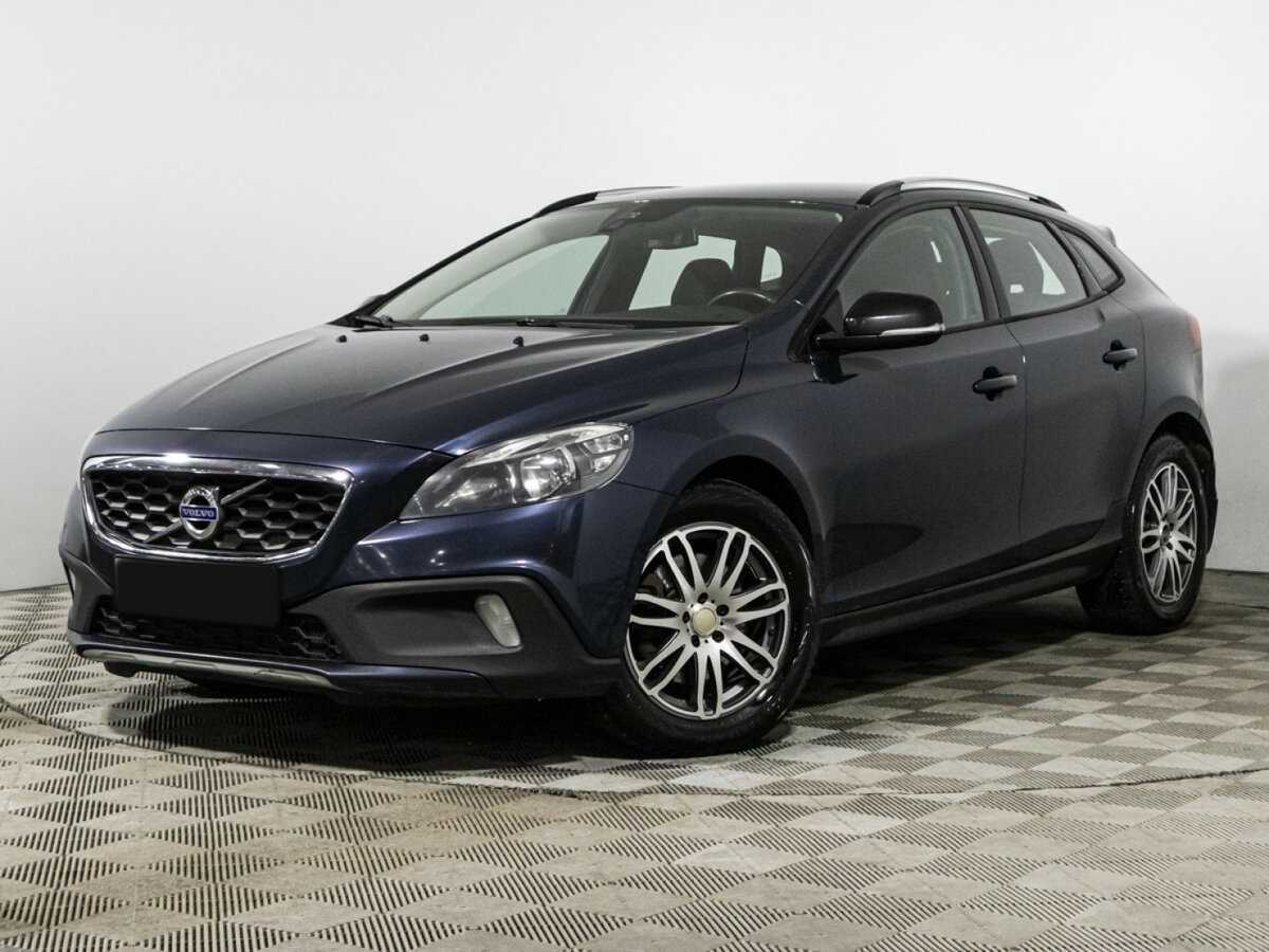 Volvo V40 Cross Country с пробегом — 2014 год. Фото: #0