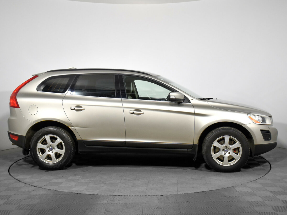 Volvo XC60 с пробегом — 2011 год. Фото: #3