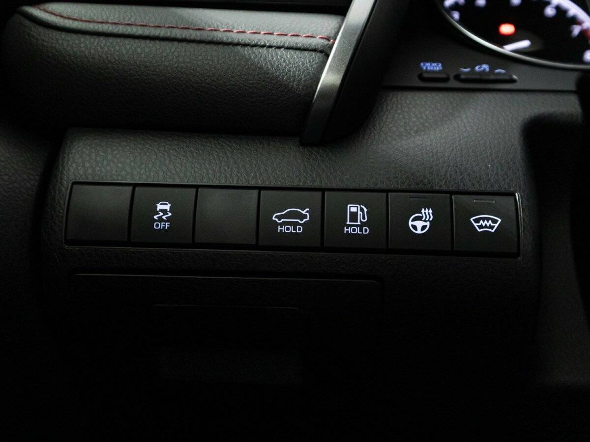 Toyota Camry с пробегом — 2021 год. Фото: #15