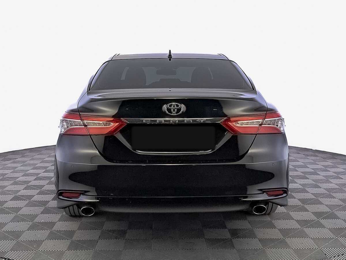 Toyota Camry с пробегом — 2023 год. Фото: #5
