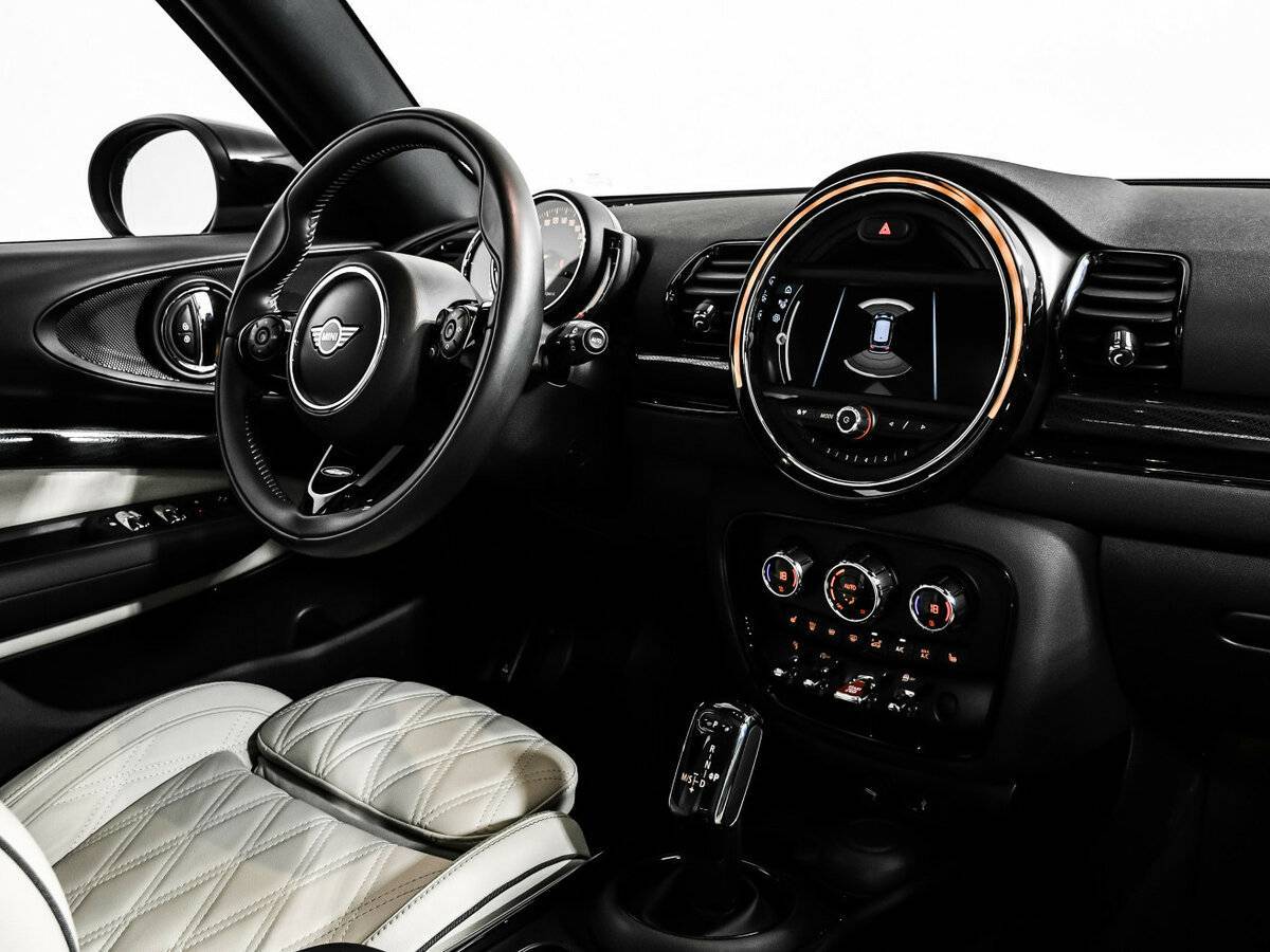 Mini Clubman с пробегом — 2020 год. Фото: #8