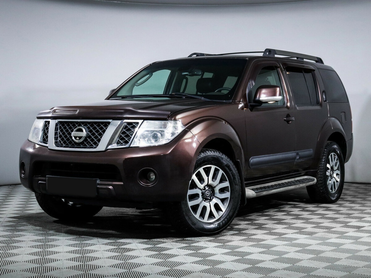Nissan Pathfinder с пробегом — 2010 год. Посмотреть фото