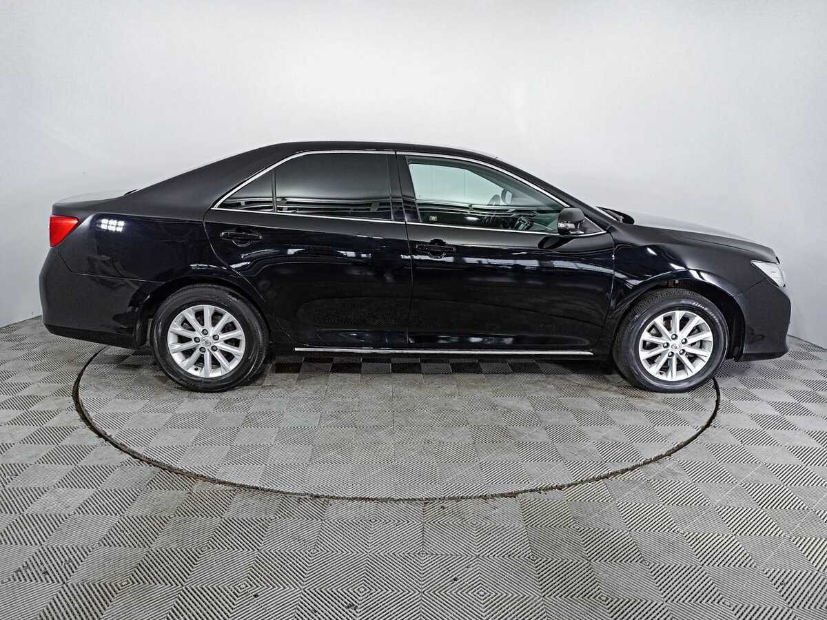 Toyota Camry с пробегом — 2012 год. Фото: #3