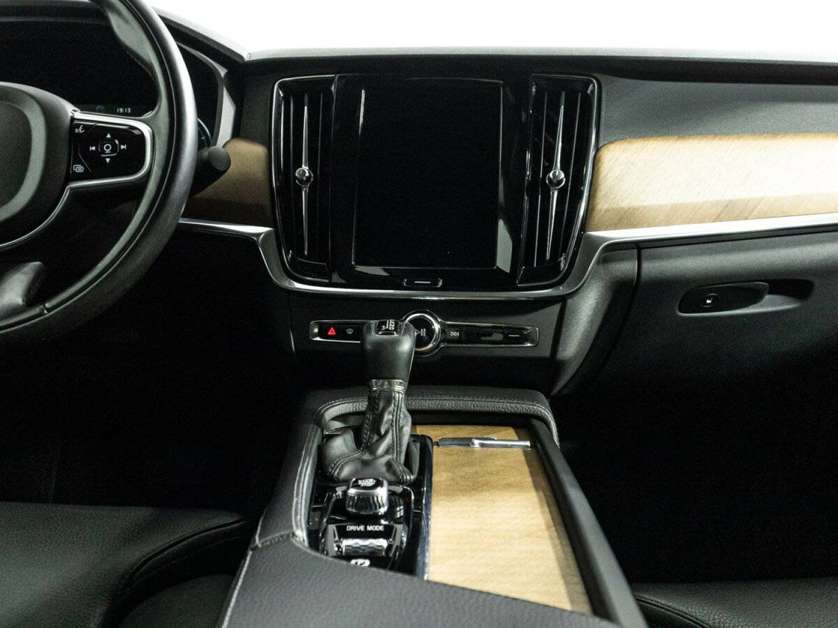 Volvo S90 с пробегом — 2017 год. Фото: #13