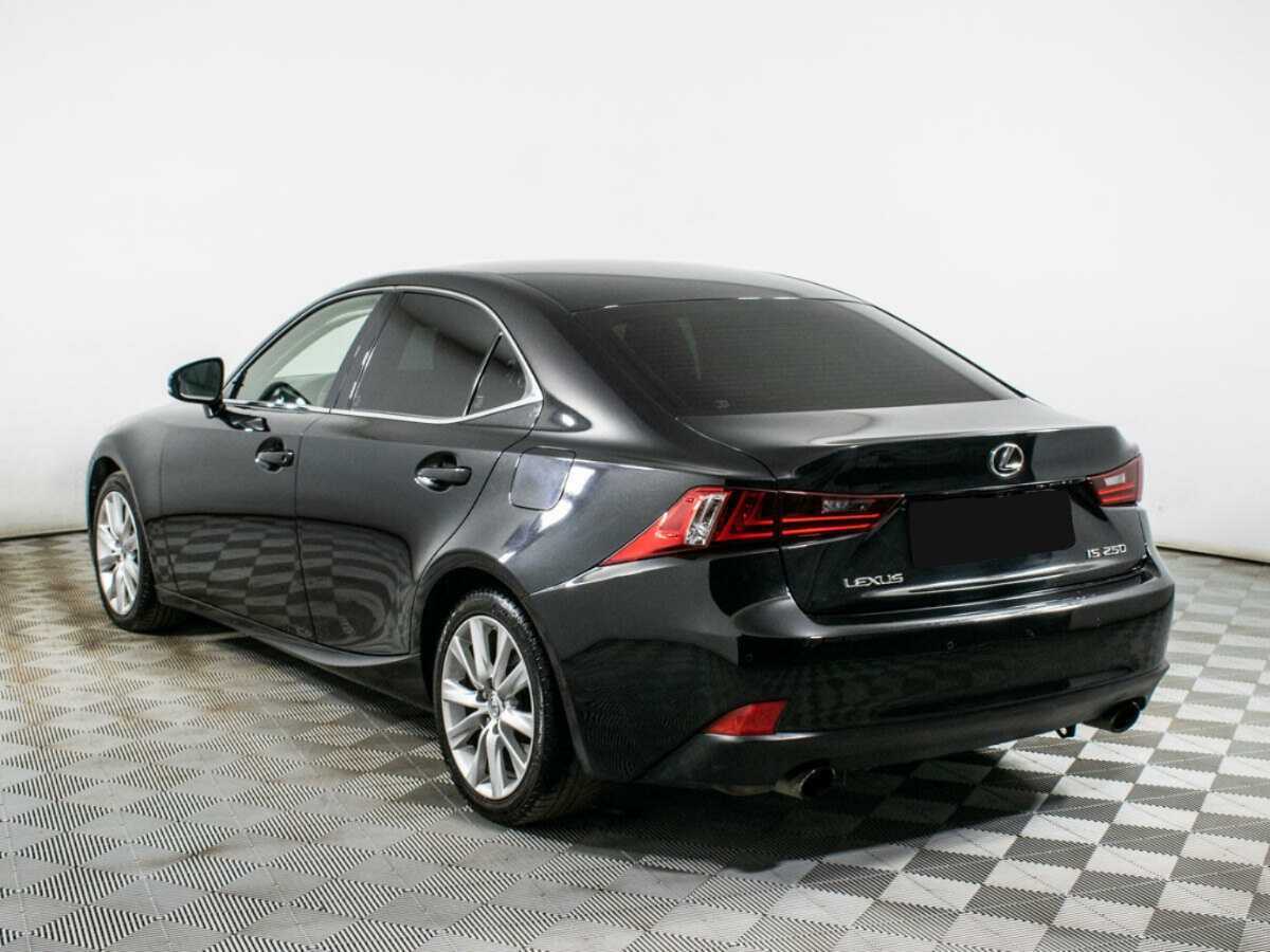 Lexus IS с пробегом — 2013 год. Фото: #5