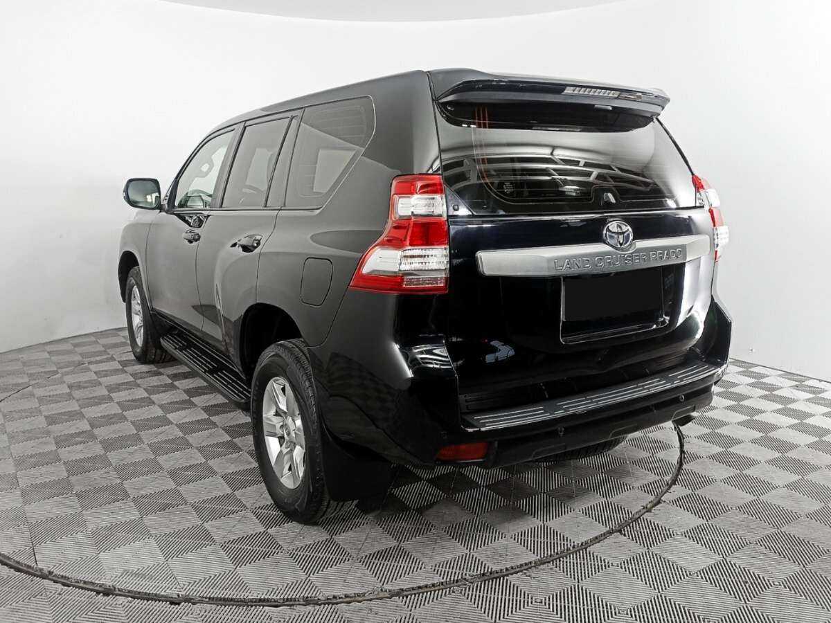 Toyota Land Cruiser Prado с пробегом — 2015 год. Фото: #5