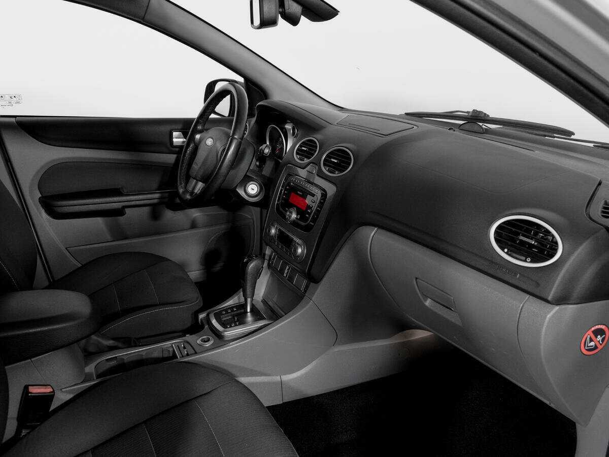 Ford Focus с пробегом — 2010 год. Фото: #8