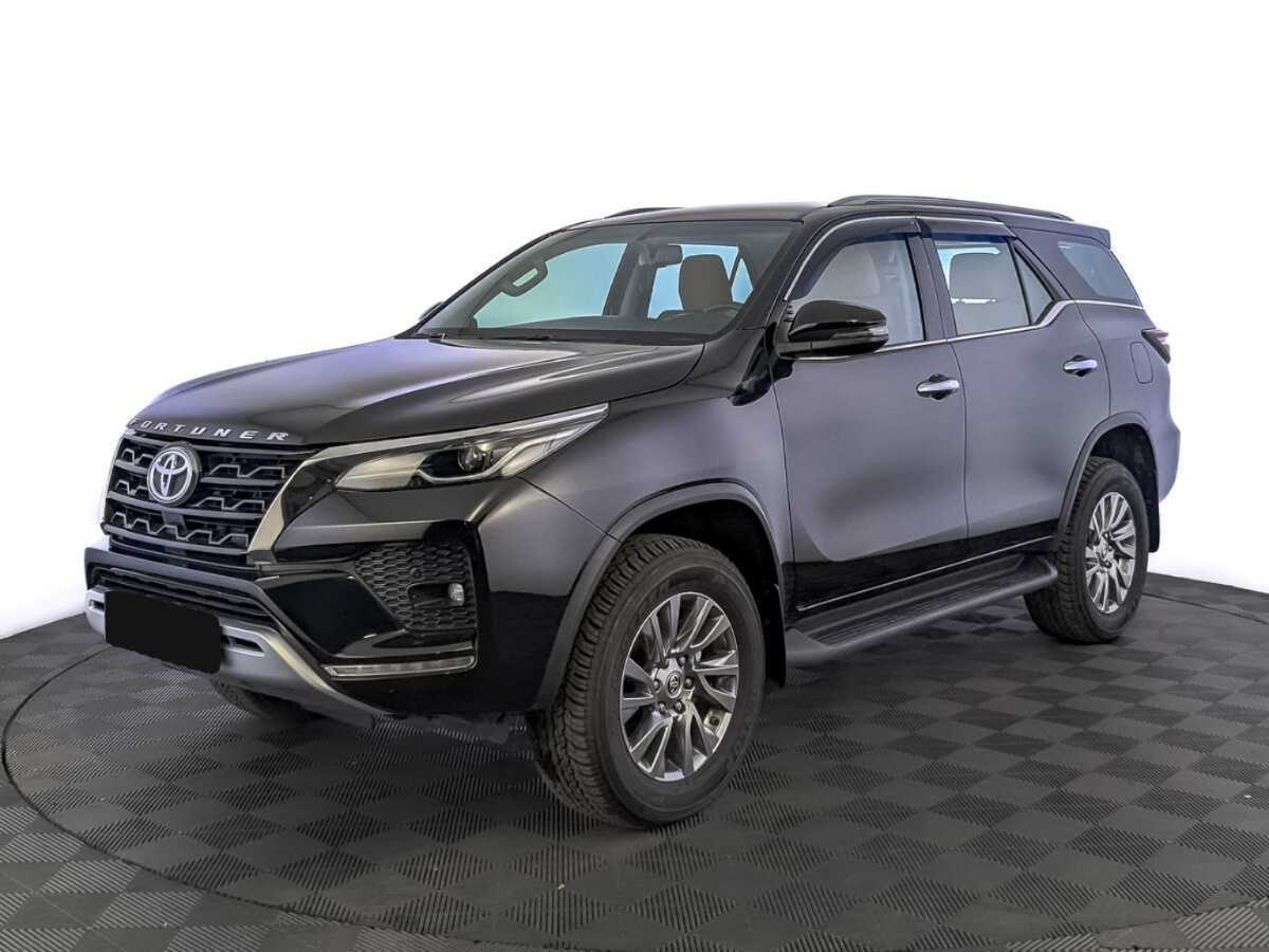 Toyota Fortuner с пробегом — 2022 год. Фото: #0