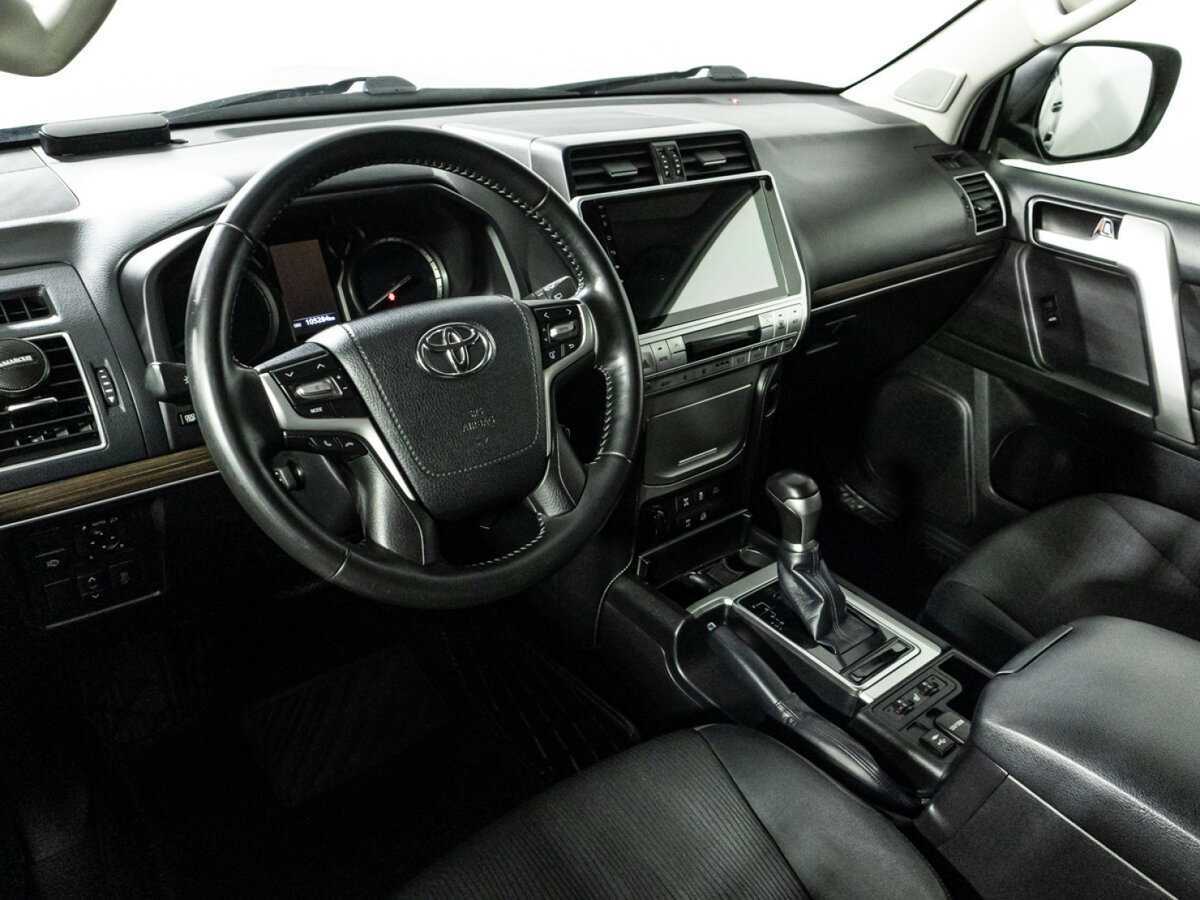 Toyota Land Cruiser Prado с пробегом — 2017 год. Фото: #8