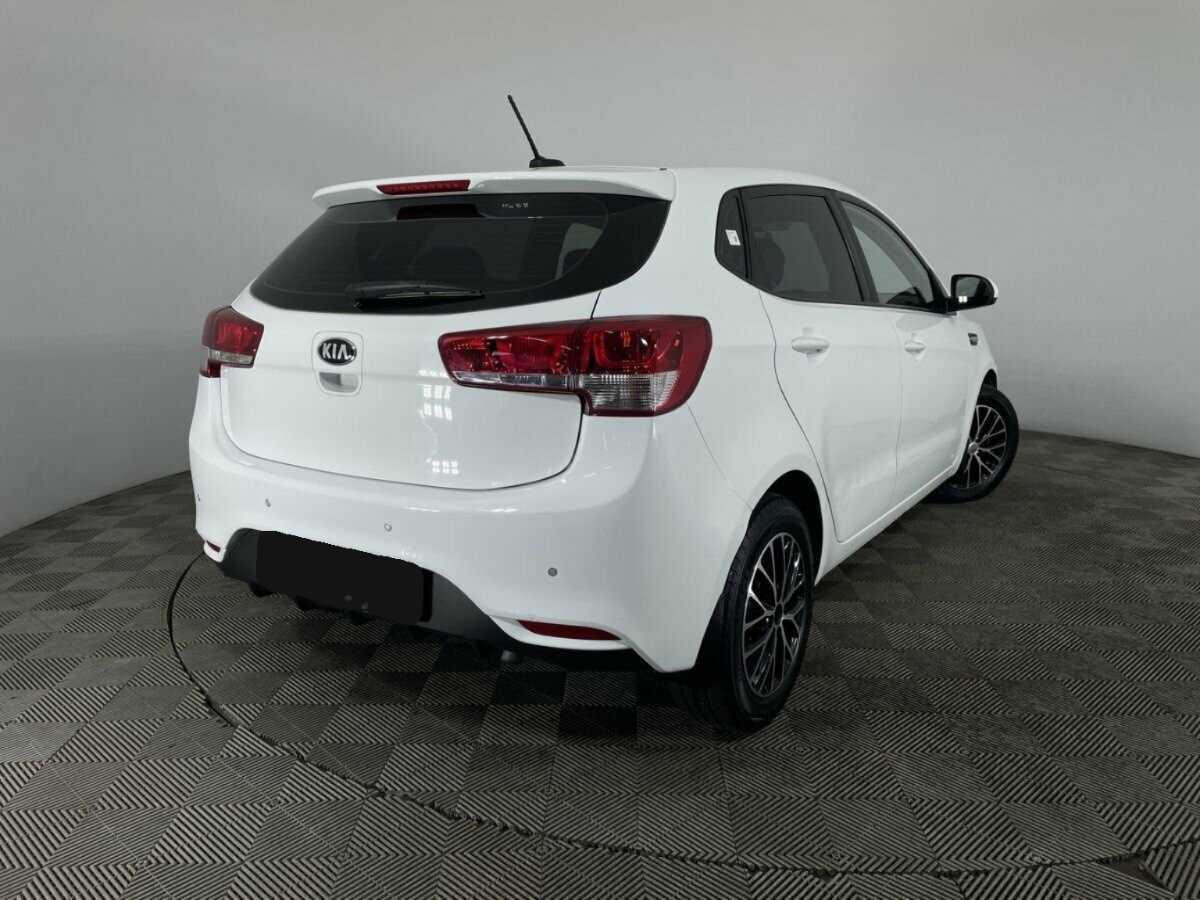 Kia Rio с пробегом — 2017 год. Фото: #5