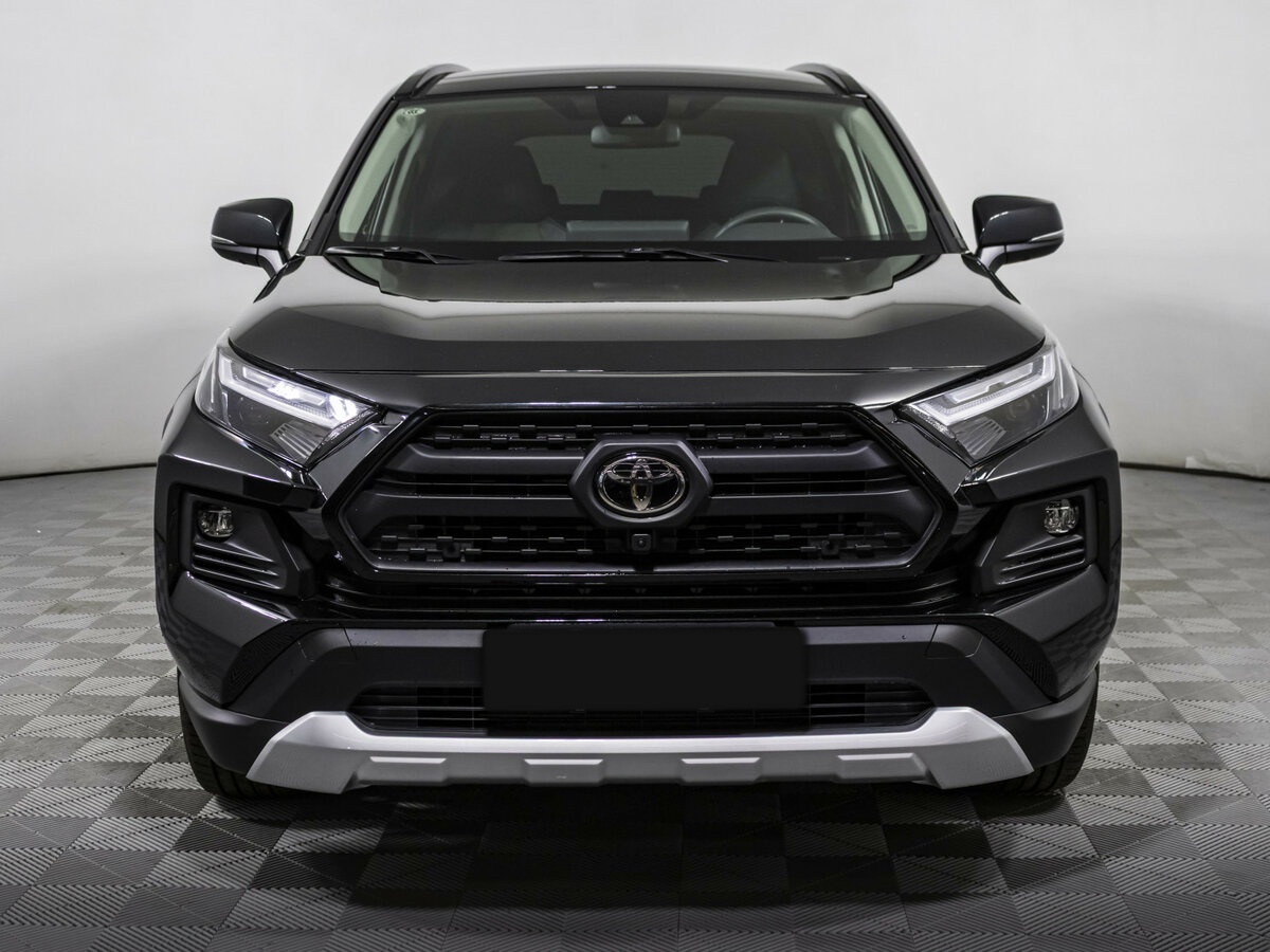 Toyota RAV4 с пробегом — 2024 год. Фото: #1