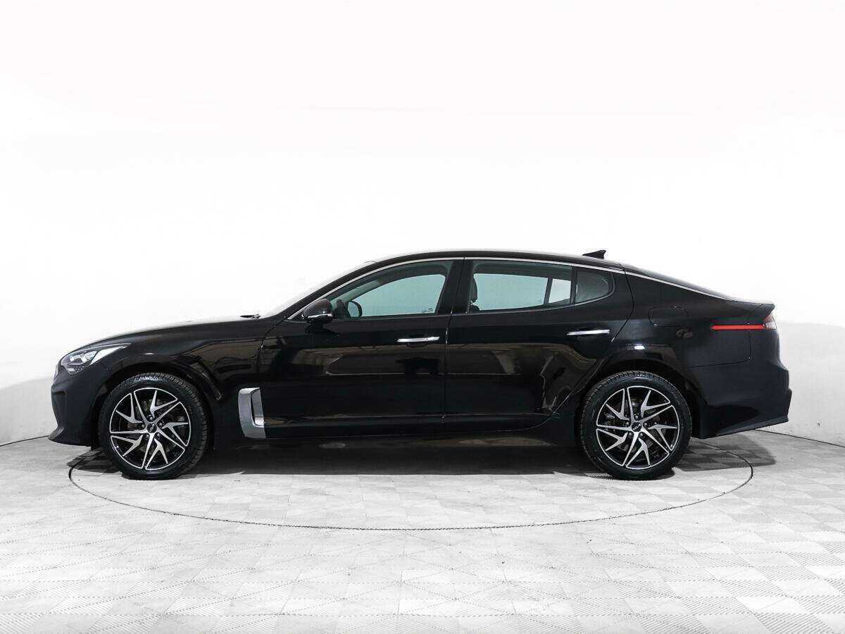 Kia Stinger с пробегом — 2023 год. Фото: #7
